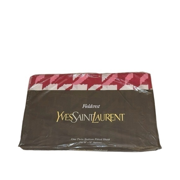 YSL Yves Saint Laurent Fieldcrest Pink Geometric Designer Twin Fitted‎ Sheet